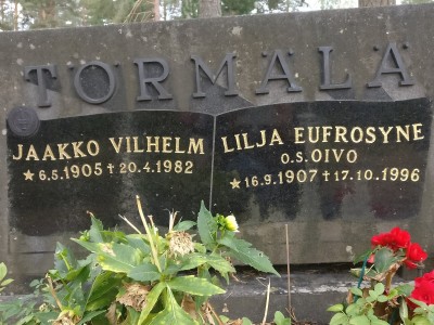 Jaakko ja Lilja Törmälän hauta